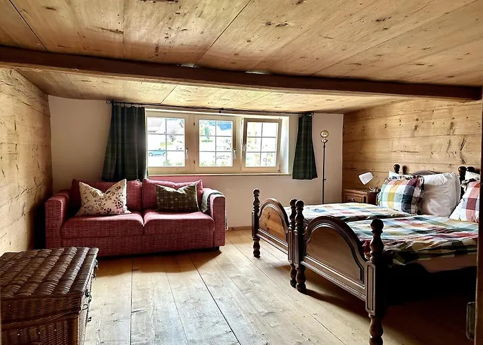 Historical Rosalie Dom wakacyjny Brunnadern