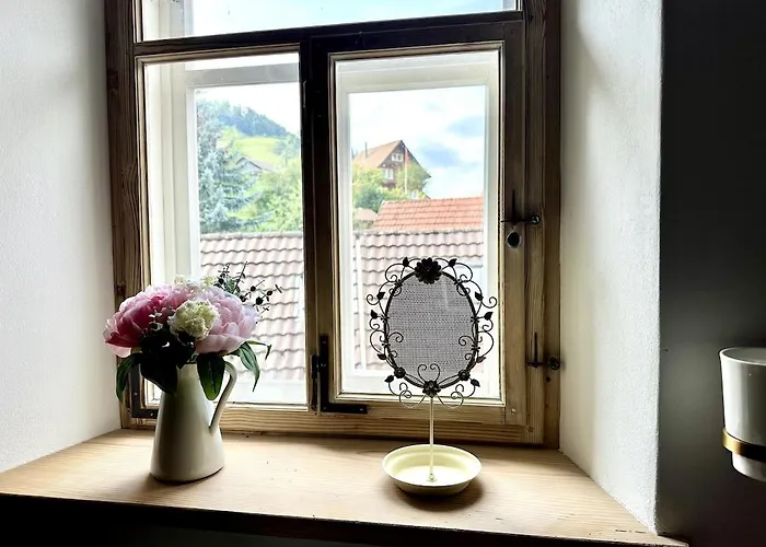 Nyaraló Historical Rosalie Brunnadern