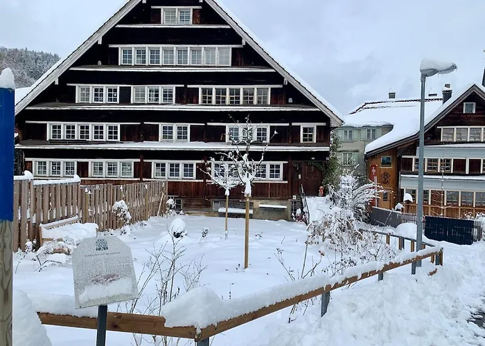 Nyaraló Historical Rosalie Brunnadern